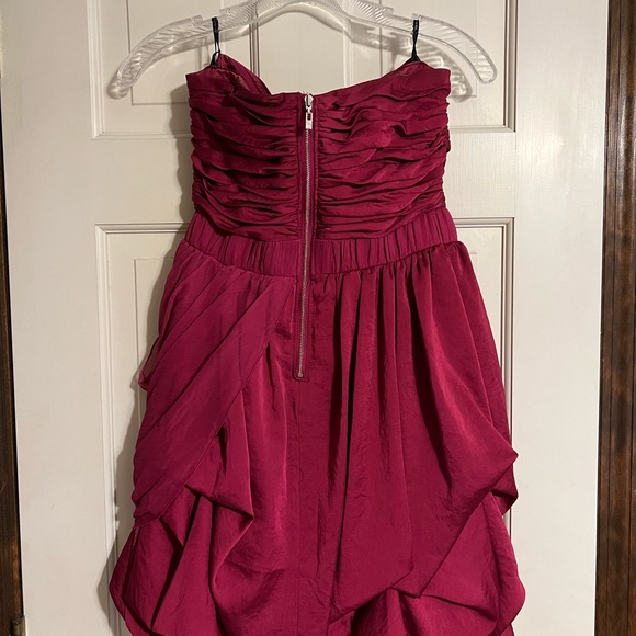 2000’s Bebe Prom or homecoming dress - strapless. - Picture 2 of 3